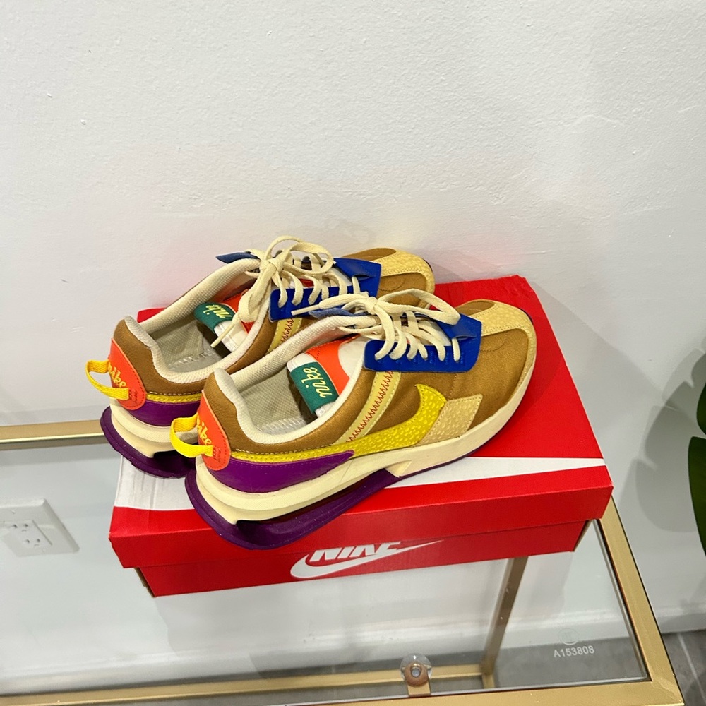 Nike women Tan and Blue Sneakers